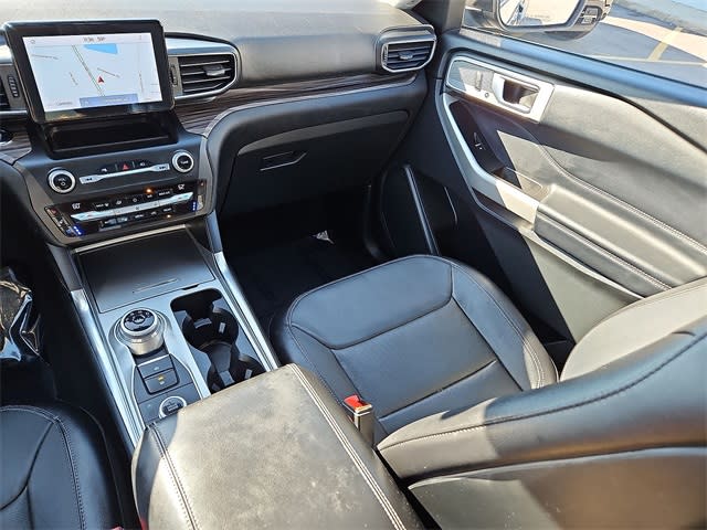 Thumbnail: 2020 Ford Explorer - 16