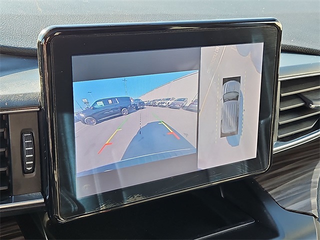 Thumbnail: 2020 Ford Explorer - 29