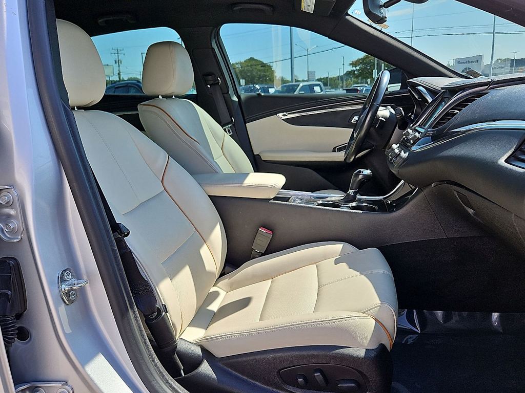 Thumbnail: 2019 Chevrolet Impala - 11
