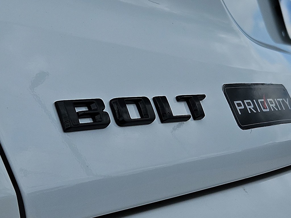Thumbnail: 2027 Chevrolet Bolt EV - 6