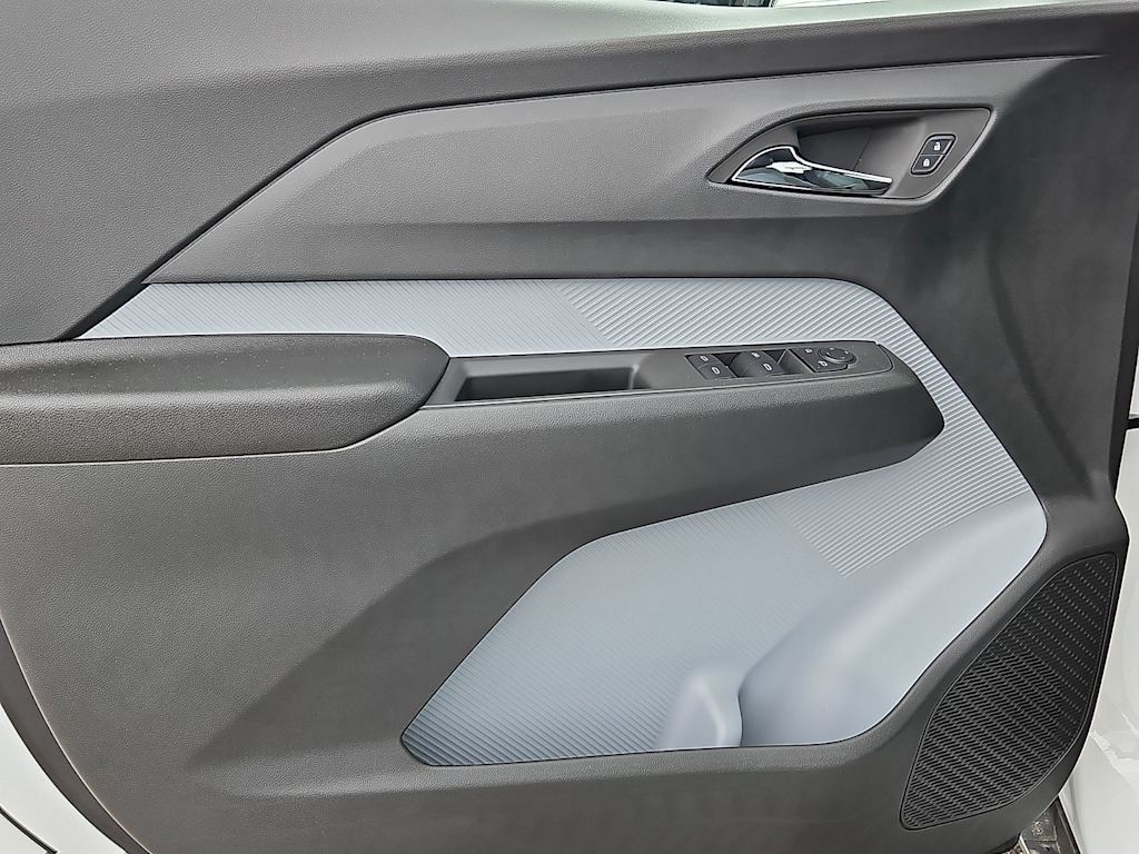Thumbnail: 2027 Chevrolet Bolt EV - 16