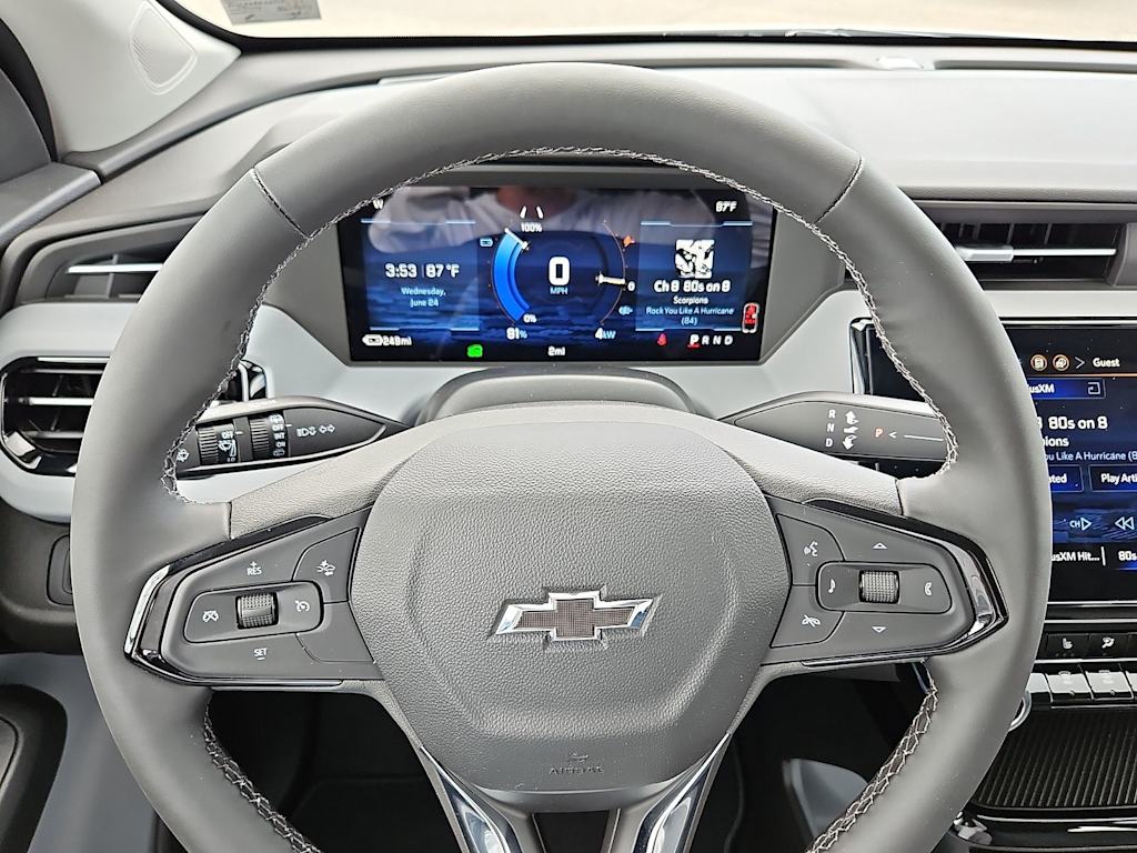 Thumbnail: 2027 Chevrolet Bolt EV - 8