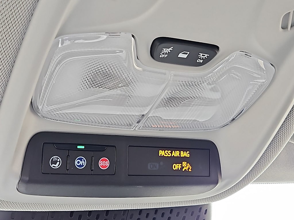 Thumbnail: 2027 Chevrolet Bolt EV - 21
