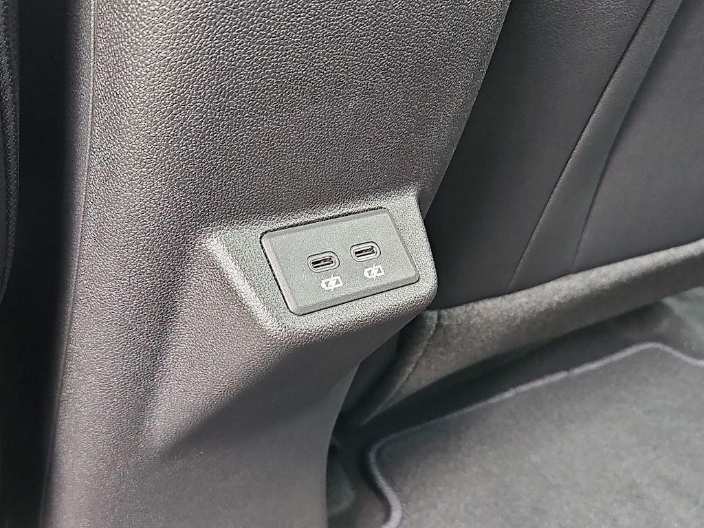Thumbnail: 2027 Chevrolet Bolt EV - 21