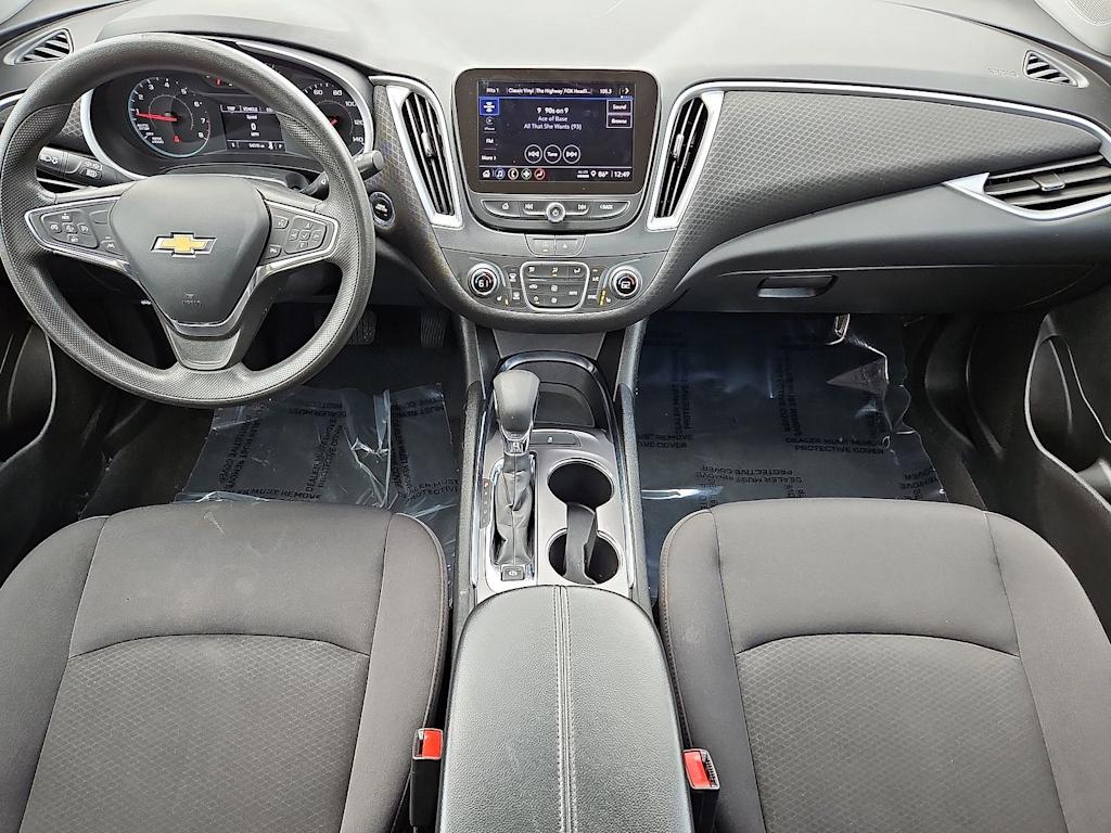 Thumbnail: 2023 Chevrolet Malibu - 14