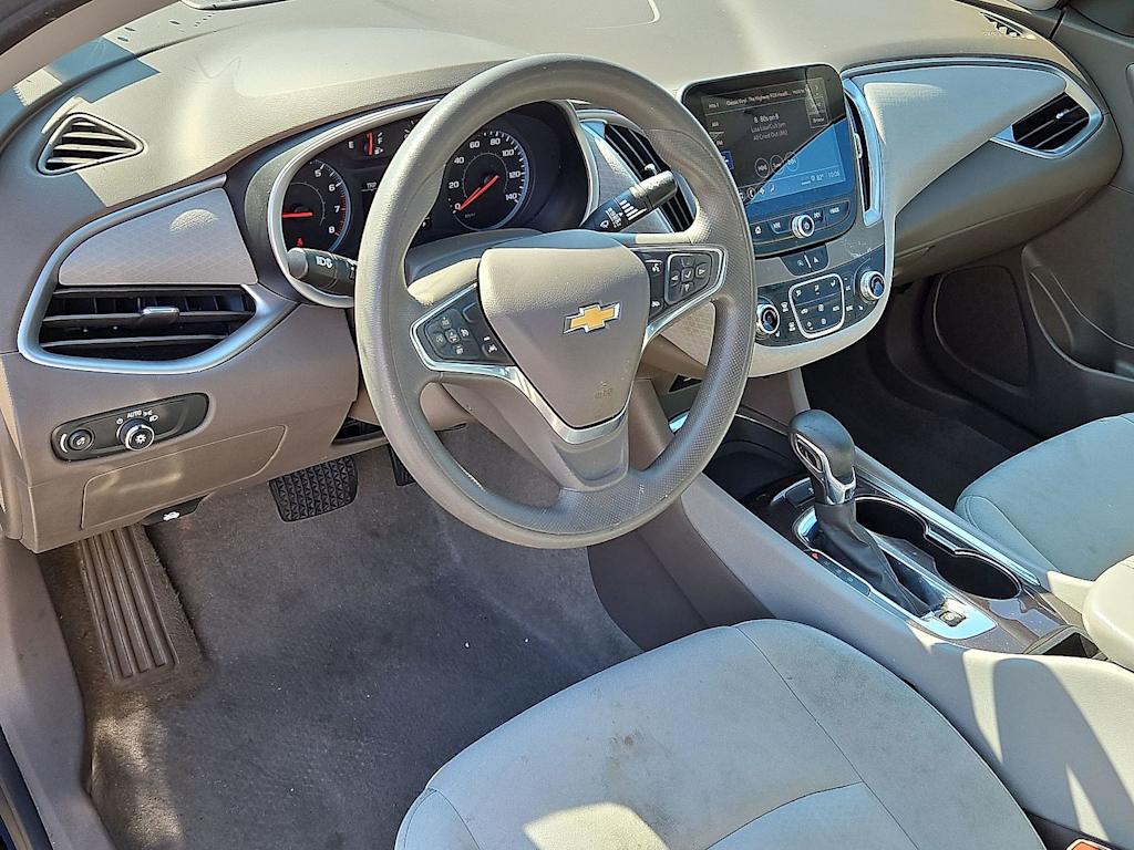 Thumbnail: 2023 Chevrolet Malibu - 13