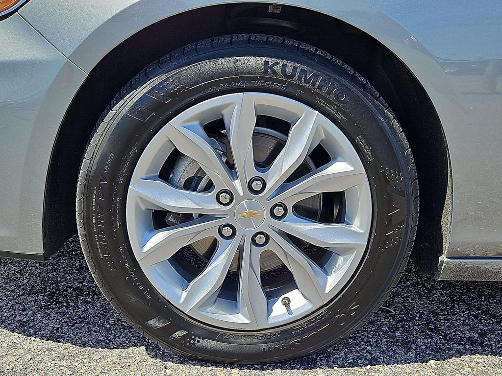 Thumbnail: 2024 Chevrolet Malibu - 6