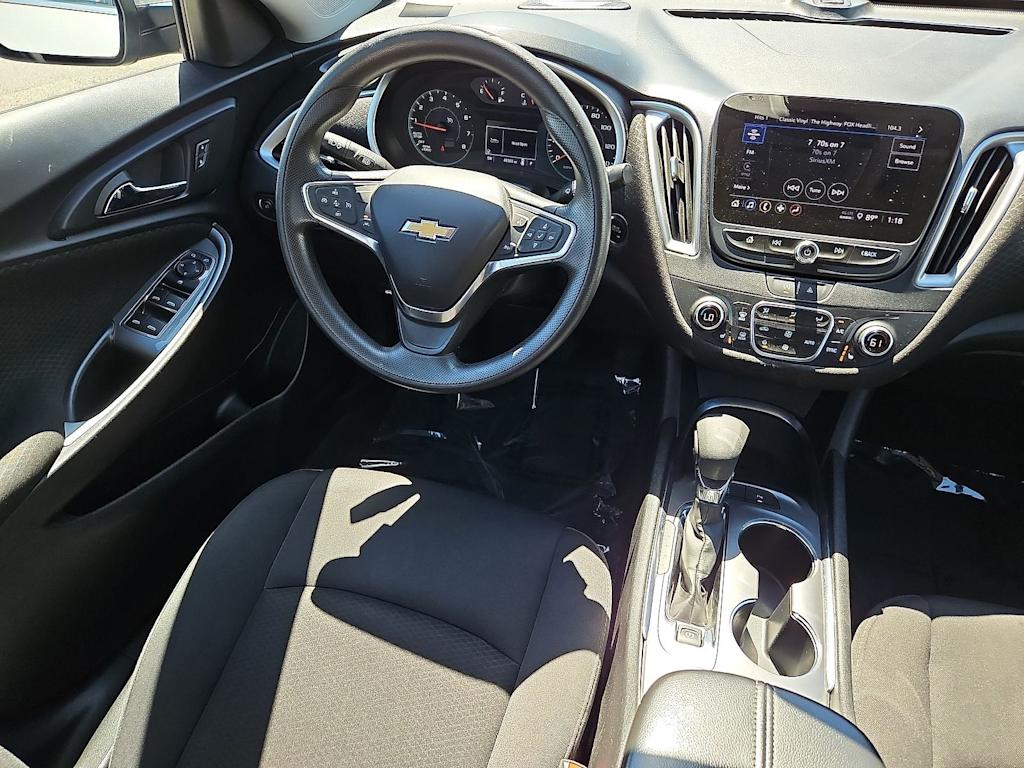 Thumbnail: 2024 Chevrolet Malibu - 2