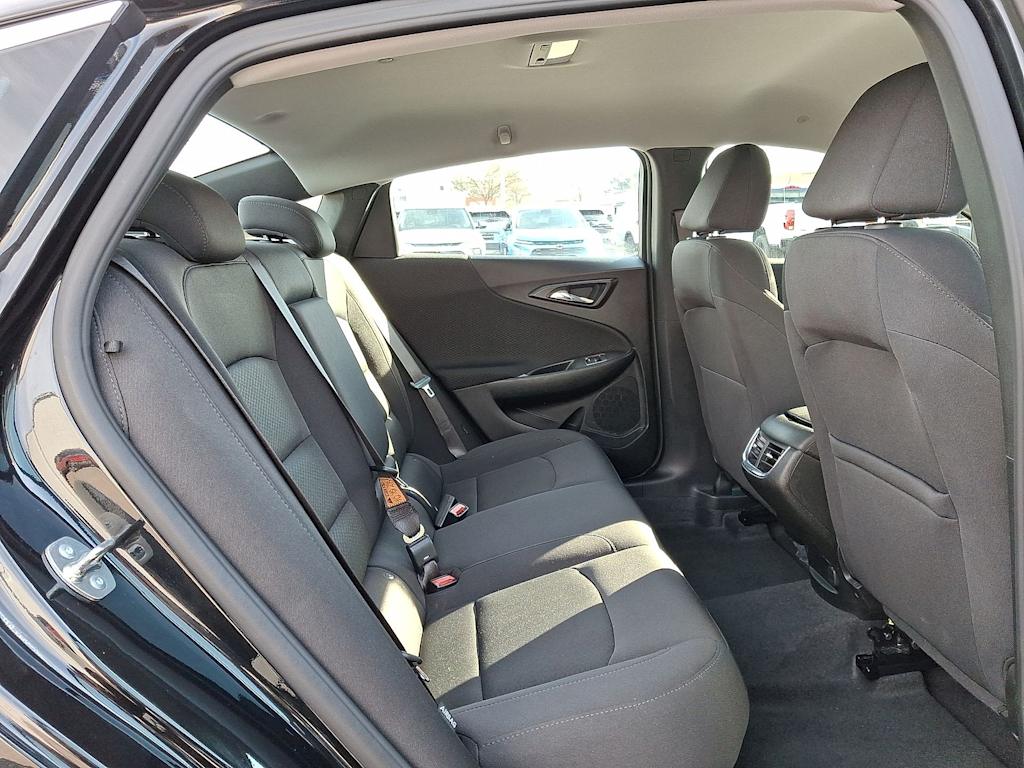 Thumbnail: 2024 Chevrolet Malibu - 36