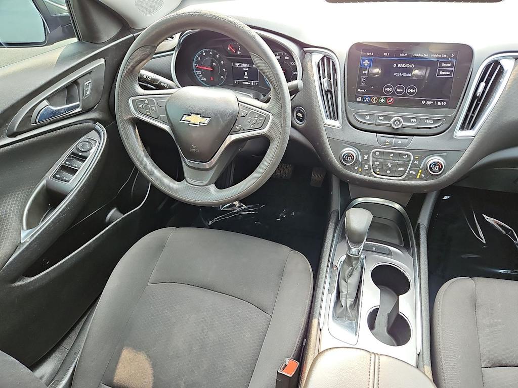 Thumbnail: 2021 Chevrolet Malibu - 2