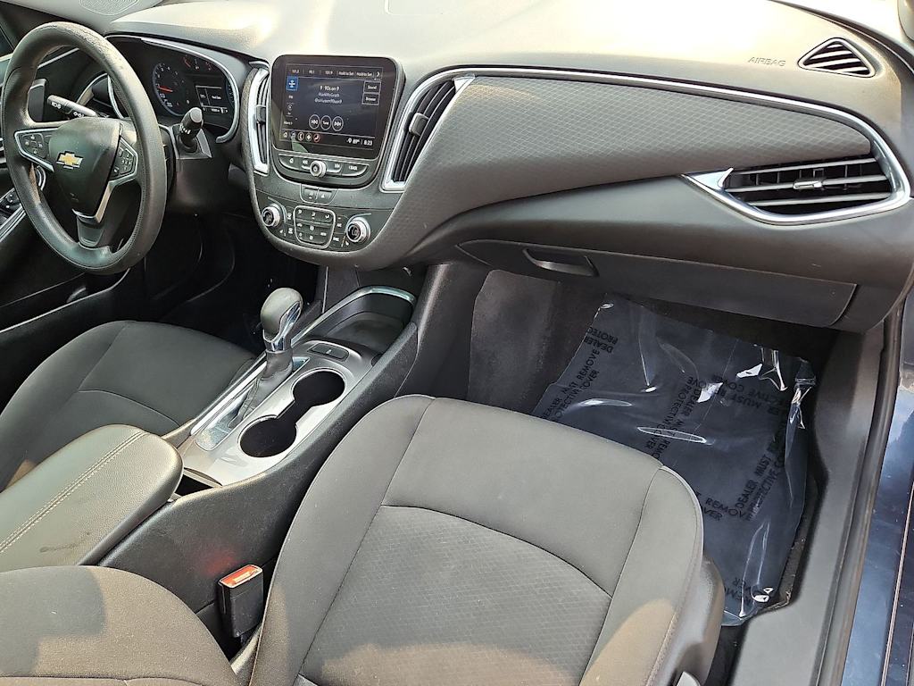 Thumbnail: 2021 Chevrolet Malibu - 38