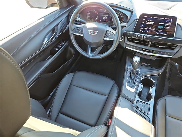 Thumbnail: 2023 Cadillac CT4 - 2