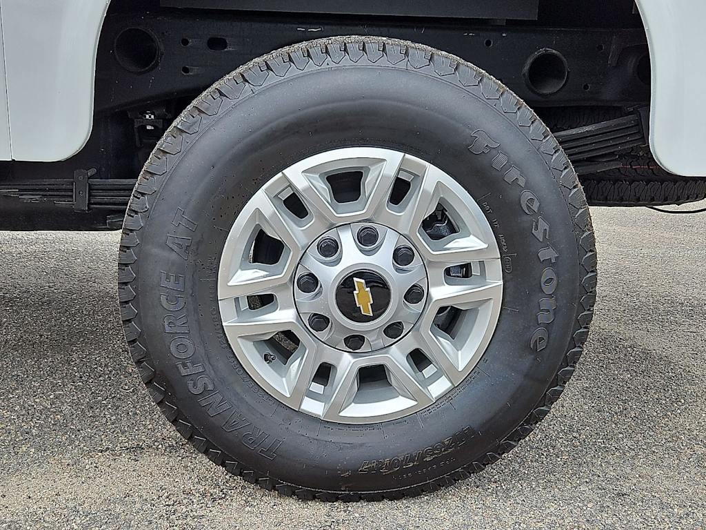 Thumbnail: 2026 Chevrolet Silverado 2500 - 7