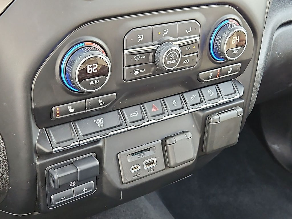 Thumbnail: 2020 Chevrolet Silverado 2500 - 29
