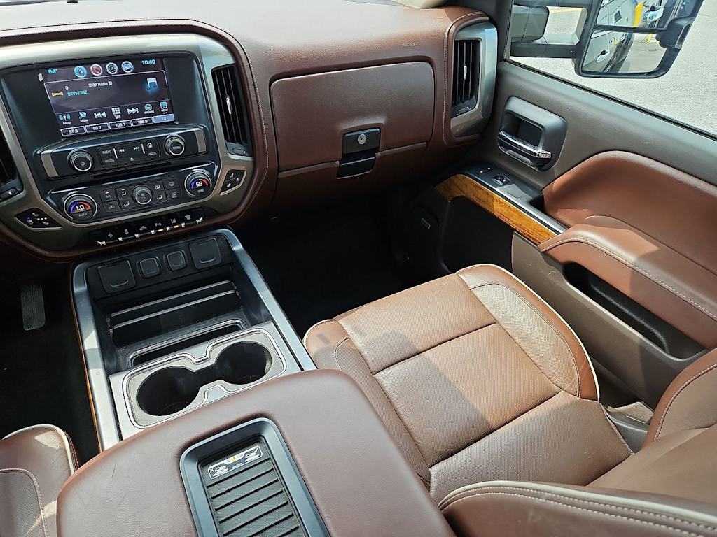 Thumbnail: 2016 Chevrolet Silverado 3500 - 16