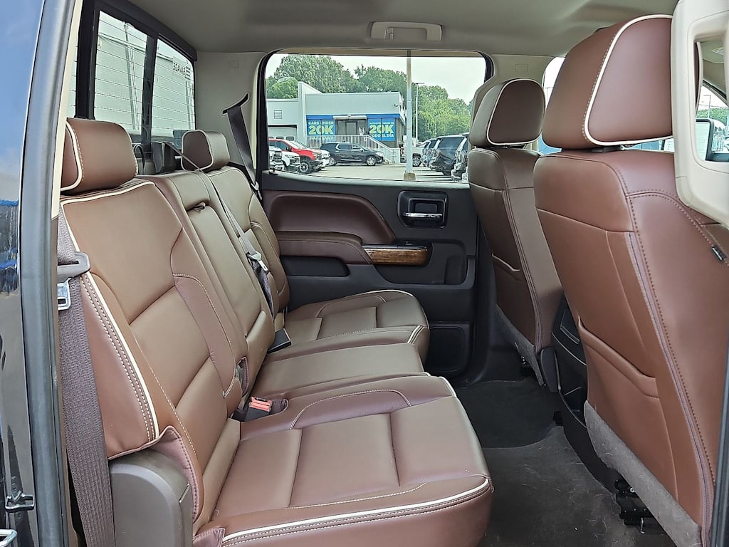 Thumbnail: 2016 Chevrolet Silverado 3500 - 34