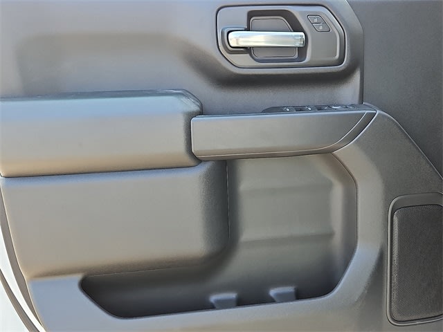 Thumbnail: 2025 Chevrolet Silverado 2500 - 11