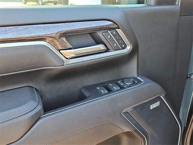 Thumbnail: 2025 Chevrolet Silverado 2500 - 34