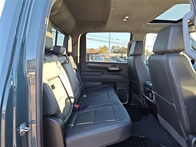 Thumbnail: 2025 Chevrolet Silverado 2500 - 38