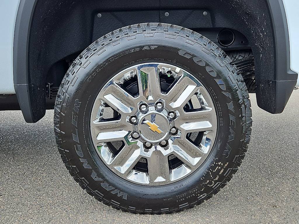 Thumbnail: 2026 Chevrolet Silverado 2500 - 7