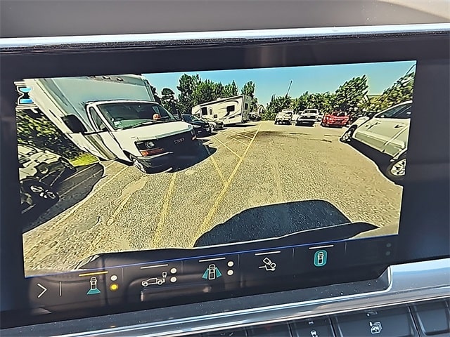 Thumbnail: 2025 Chevrolet Silverado 3500 - 16