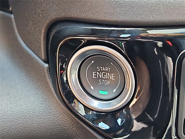 Thumbnail: 2025 Chevrolet Silverado 3500 - 19