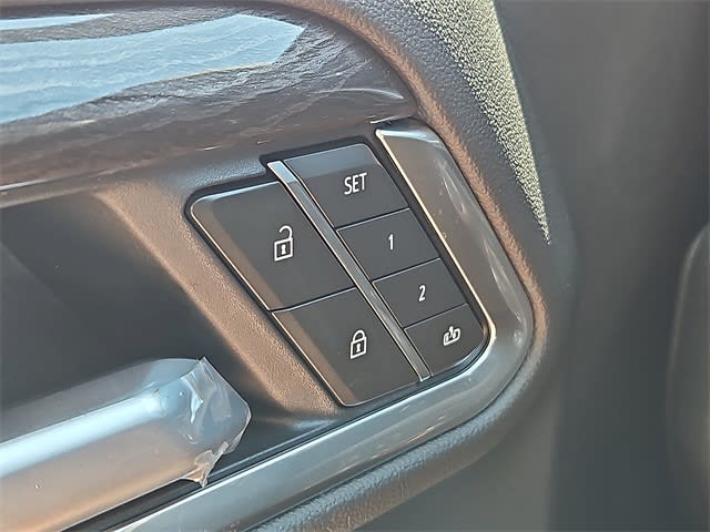 Thumbnail: 2025 Chevrolet Silverado 3500 - 20