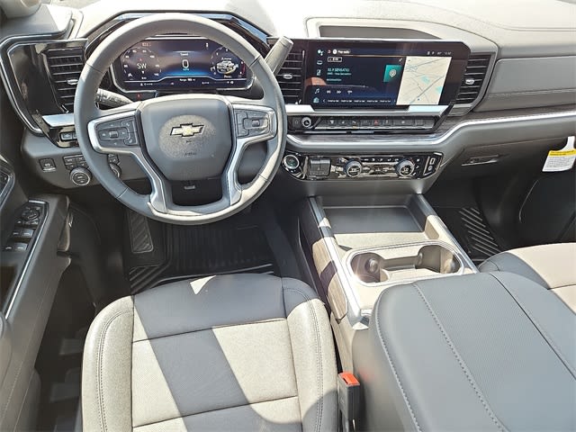 Thumbnail: 2025 Chevrolet Silverado 3500 - 2