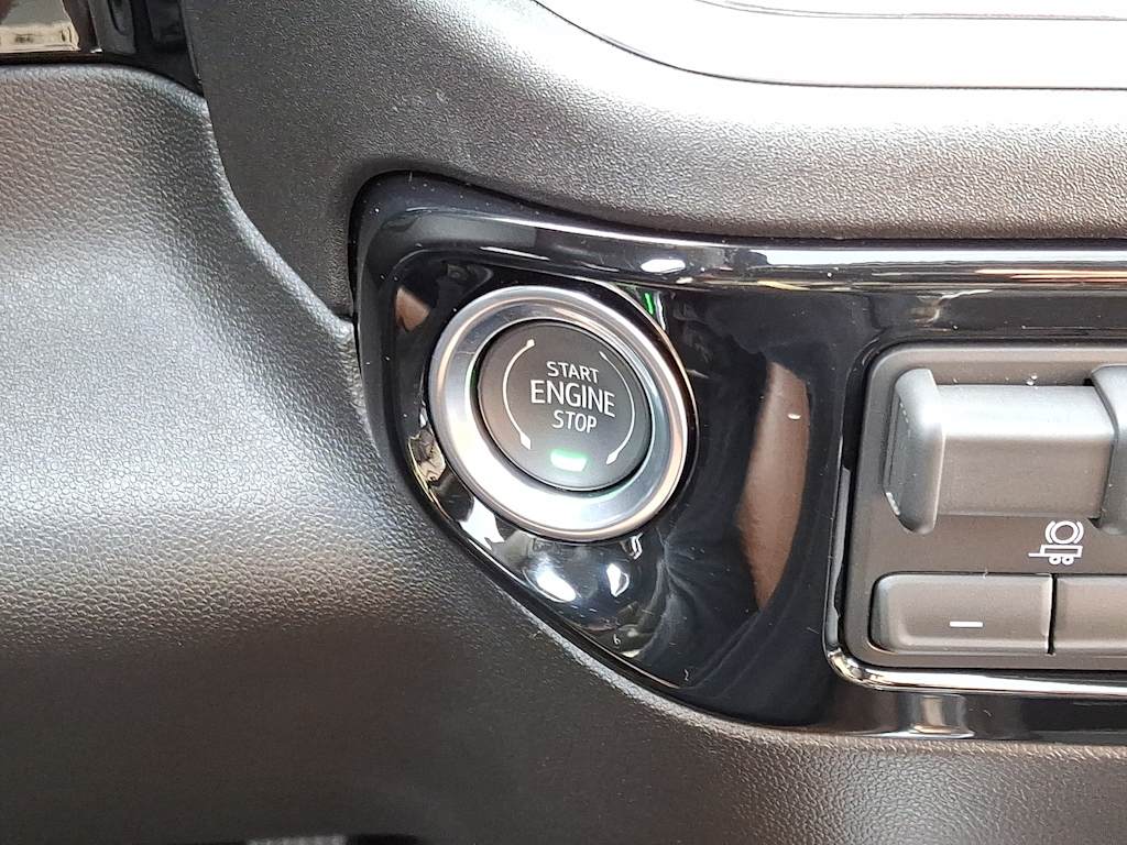 Thumbnail: 2026 Chevrolet Silverado 3500 - 17