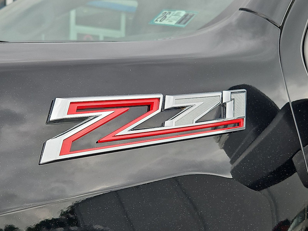 Thumbnail: 2023 Chevrolet Silverado 2500 - 5