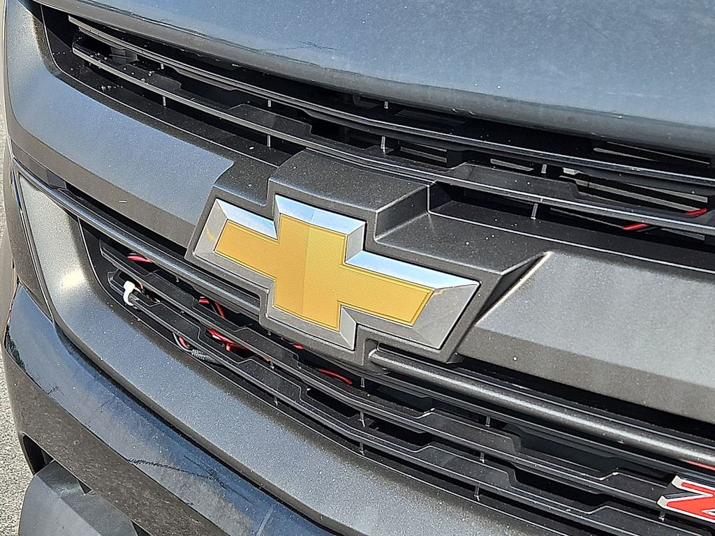 Thumbnail: 2016 Chevrolet Colorado - 5