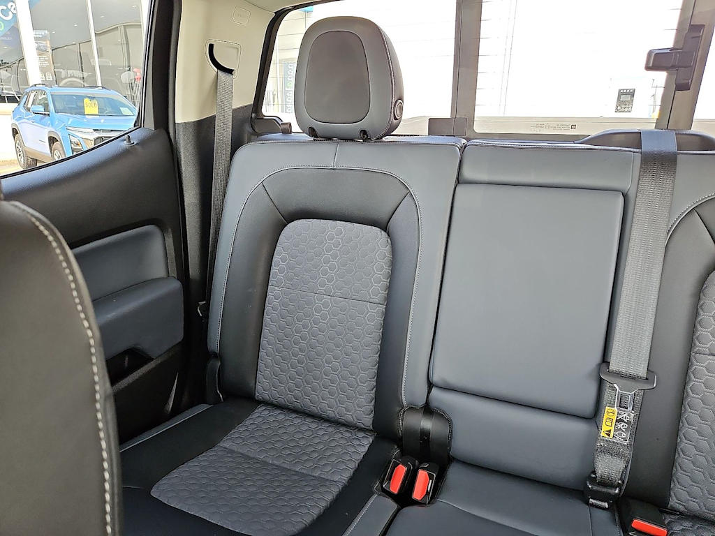 Thumbnail: 2016 Chevrolet Colorado - 11