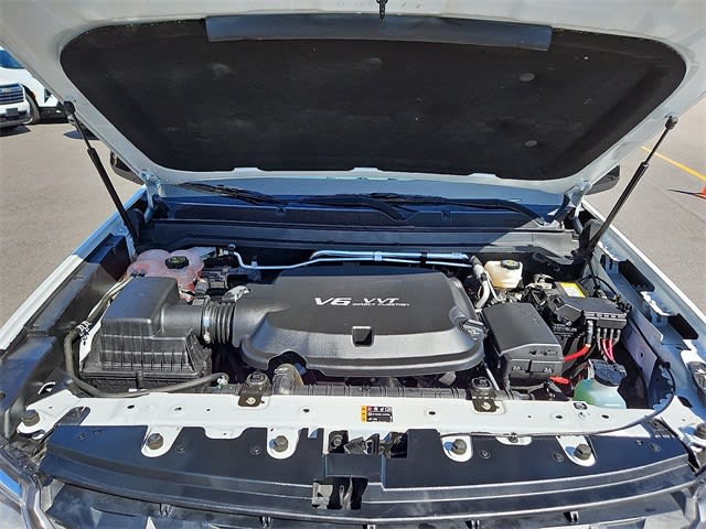 Thumbnail: 2022 Chevrolet Colorado - 8