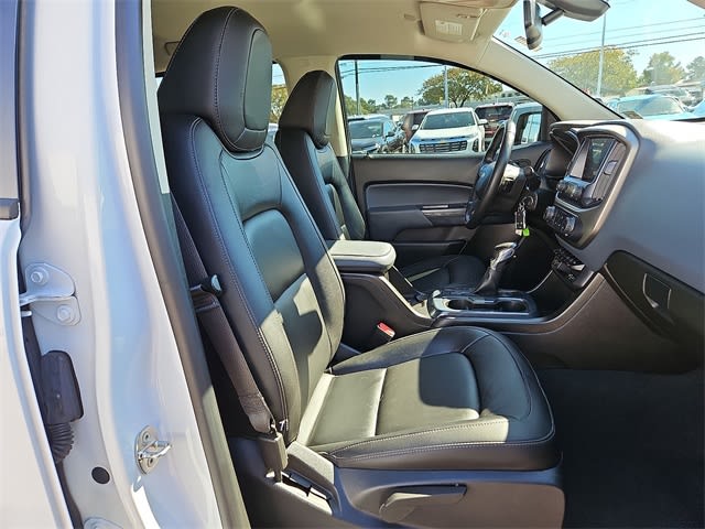 Thumbnail: 2022 Chevrolet Colorado - 11