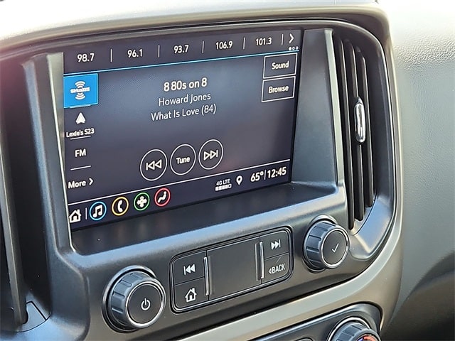 Thumbnail: 2022 Chevrolet Colorado - 15