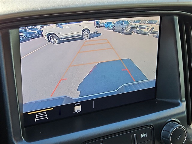 Thumbnail: 2022 Chevrolet Colorado - 28