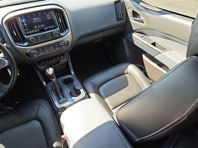 Thumbnail: 2022 Chevrolet Colorado - 13