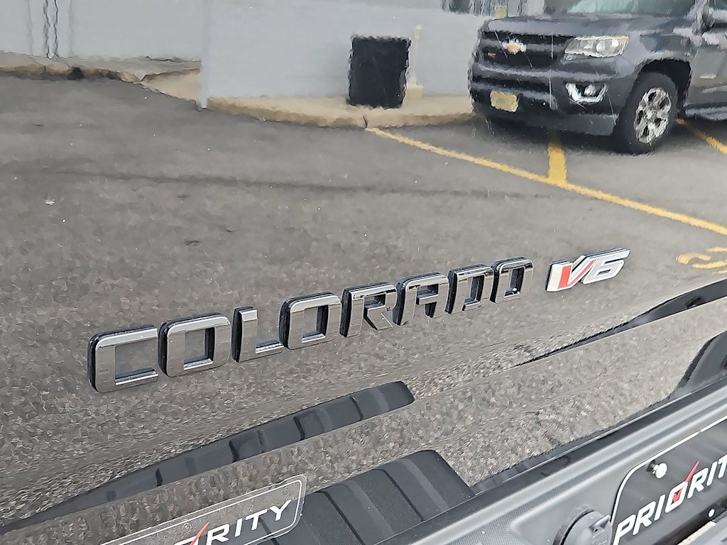 Thumbnail: 2019 Chevrolet Colorado - 5