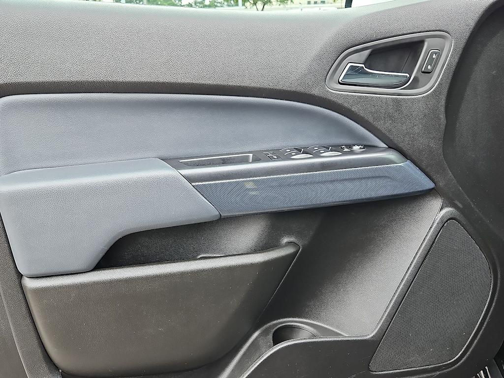 Thumbnail: 2019 Chevrolet Colorado - 31