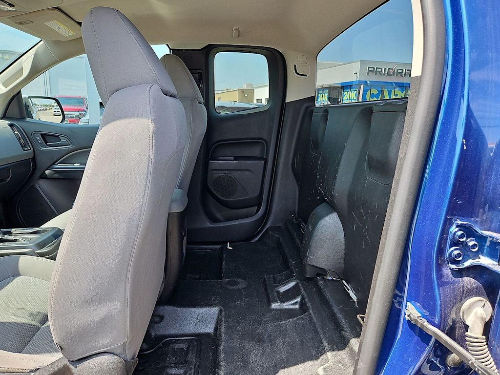 Thumbnail: 2019 Chevrolet Colorado - 32