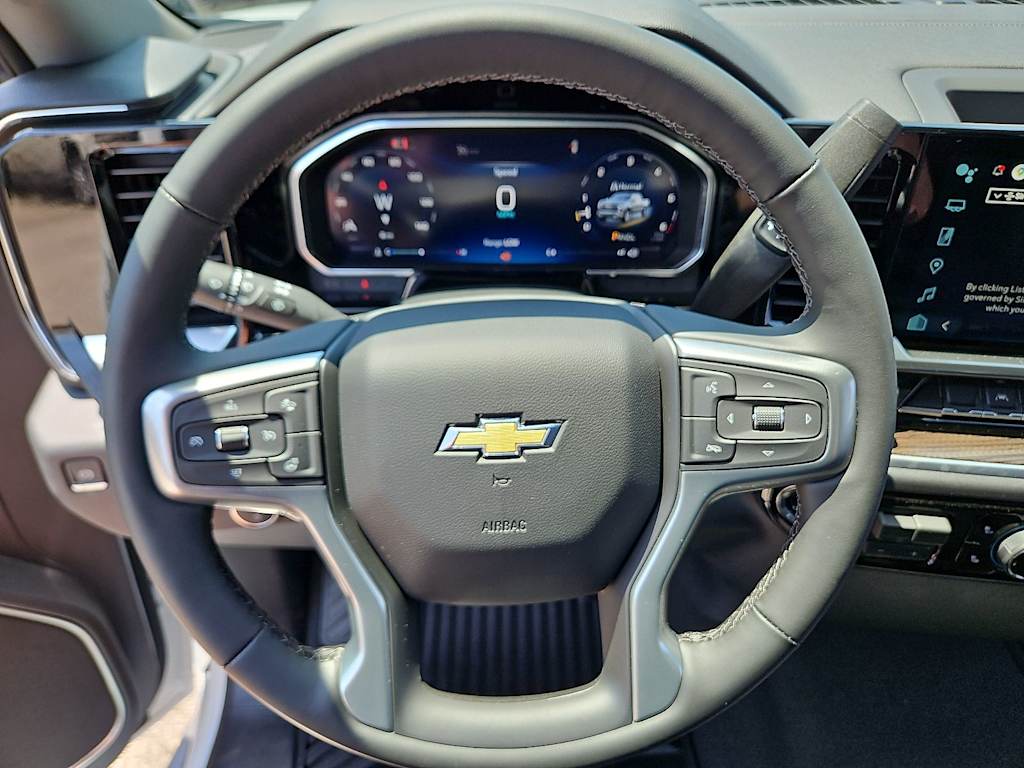 Thumbnail: 2026 Chevrolet Silverado 1500 - 9