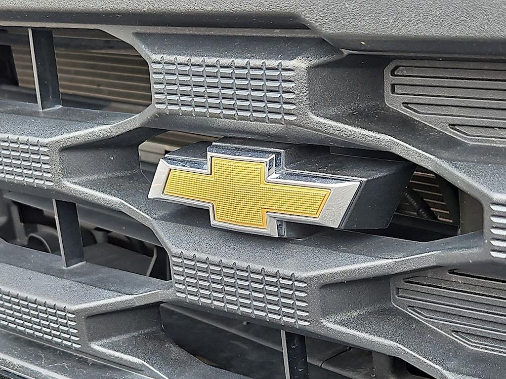 Thumbnail: 2022 Chevrolet Silverado 1500 - 16