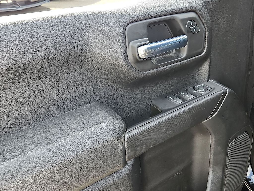 Thumbnail: 2023 Chevrolet Silverado 1500 - 33