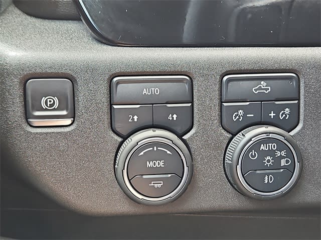 Thumbnail: 2025 Chevrolet Silverado 1500 - 19