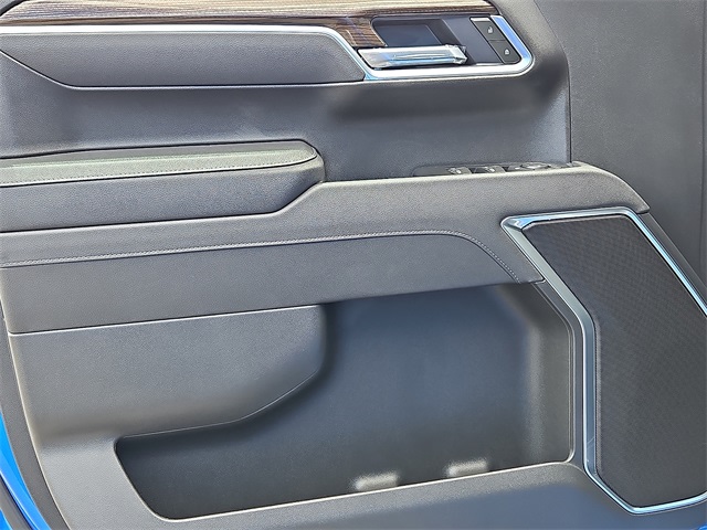 Thumbnail: 2025 Chevrolet Silverado 1500 - 13