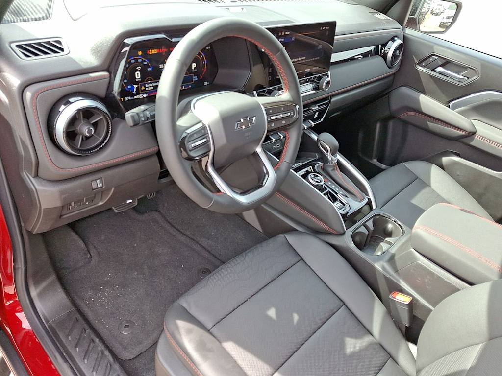 Thumbnail: 2026 Chevrolet Colorado - 12