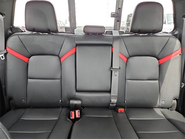 Thumbnail: 2026 Chevrolet Colorado - 25