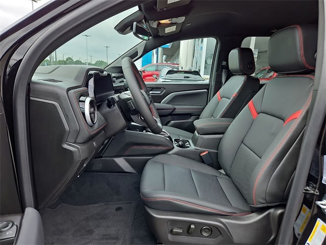 Thumbnail: 2026 Chevrolet Colorado - 9