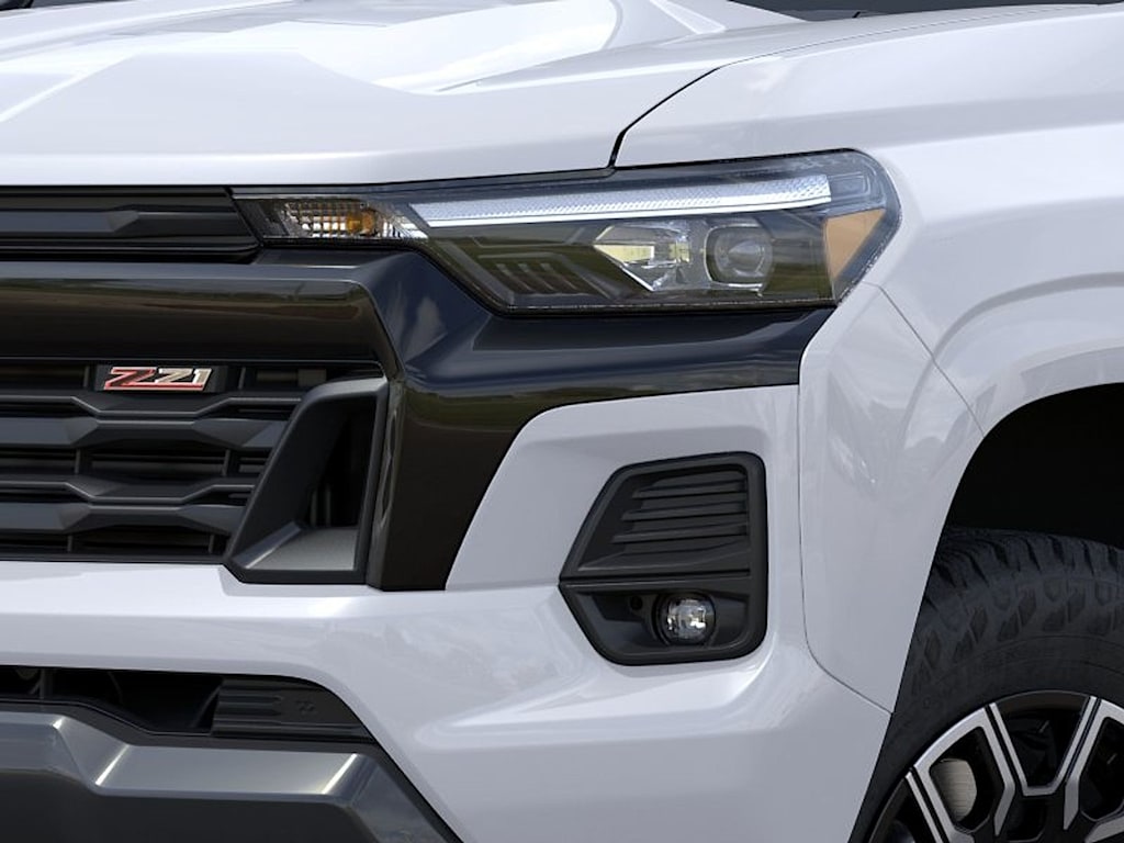 Thumbnail: 2026 Chevrolet Colorado - 17