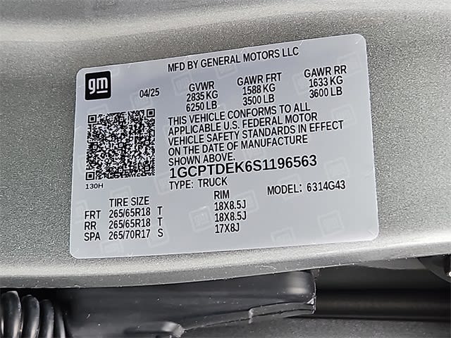 Thumbnail: 2025 Chevrolet Colorado - 11